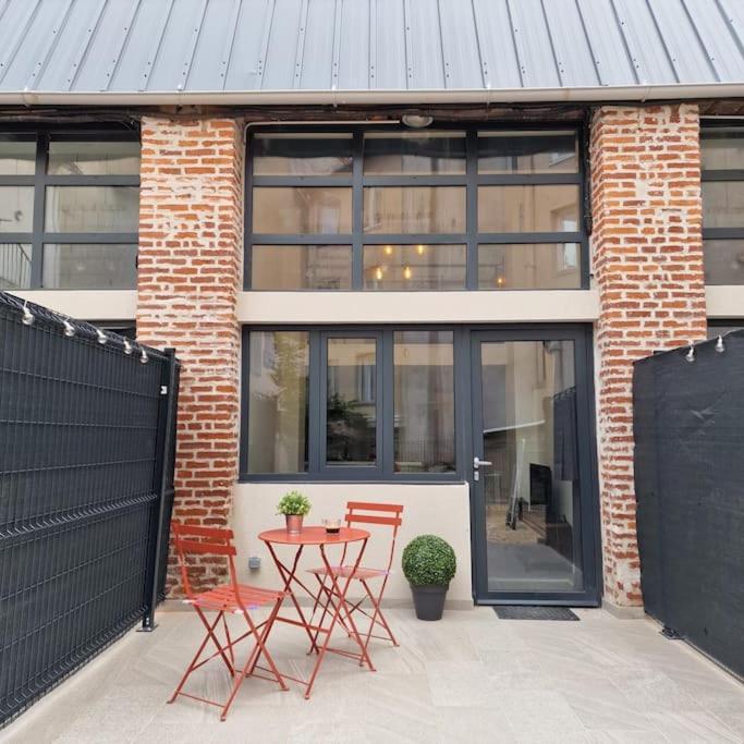 Apartamento L'Atelier B Magnifique Loft Avec Terrasse Privee Saint-Etienne  Exterior foto