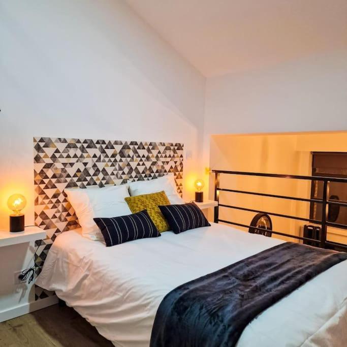 Apartamento L'Atelier B Magnifique Loft Avec Terrasse Privee Saint-Etienne  Exterior foto